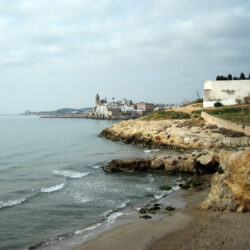 Cala Balmins - Les Moreres de Sitges Cala Balmins desde el acantilado